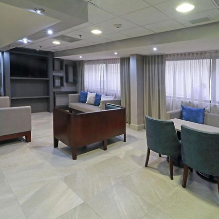 Hampton Inn Monterrey-Airport Apodaca Dış mekan fotoğraf