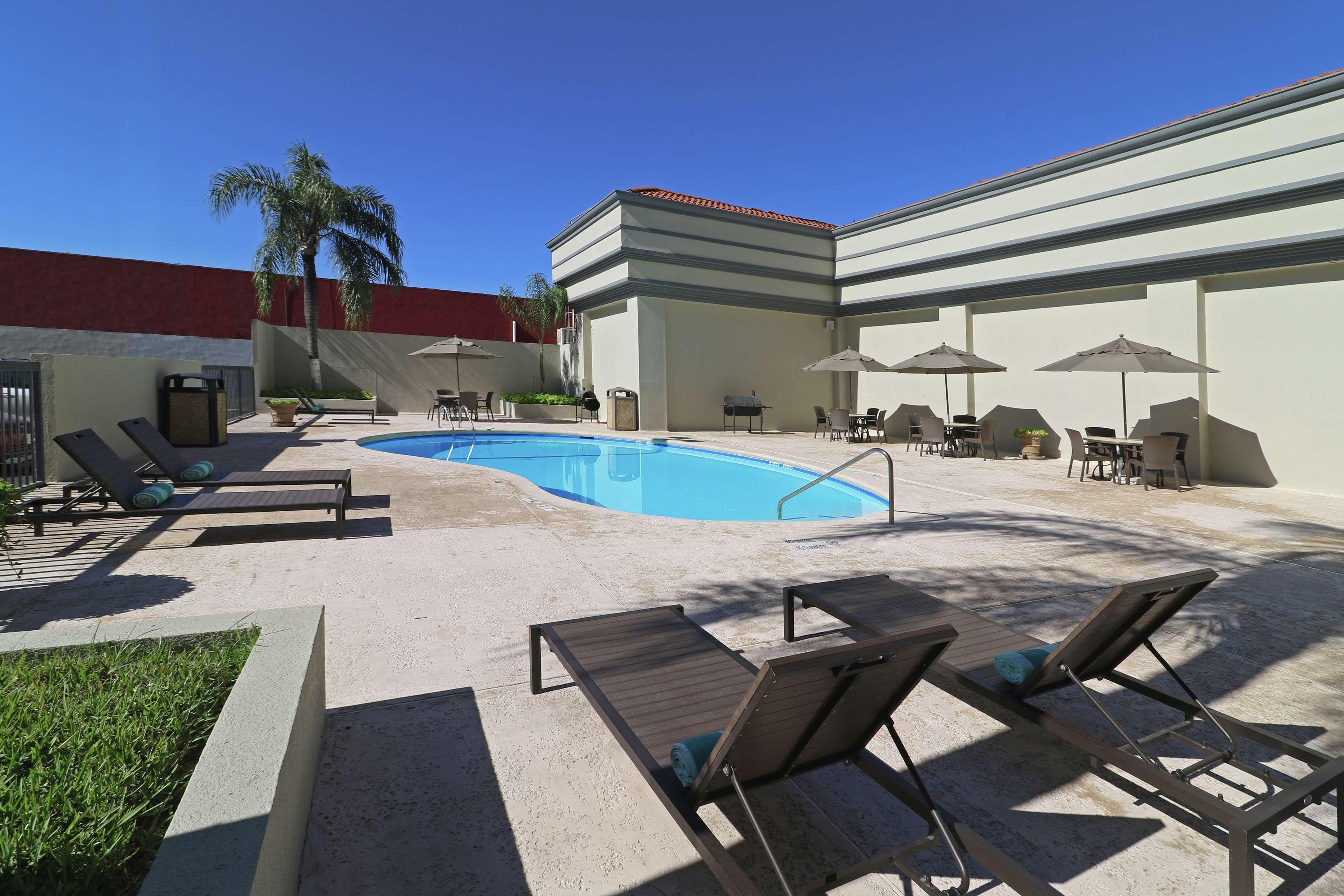 Hampton Inn Monterrey-Airport Apodaca Dış mekan fotoğraf