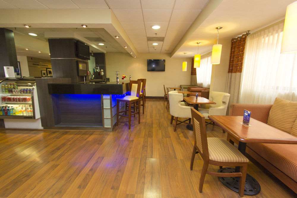 Hampton Inn Monterrey-Airport Apodaca Dış mekan fotoğraf